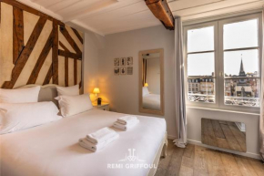 Dolphin view - 1st floor - Charming comfortable flat on the port